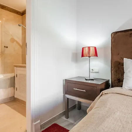 Dominion Beach Apartment Estepona