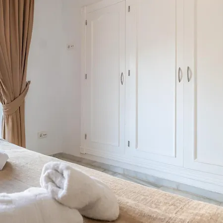 Dominion Beach Apartment * Estepona