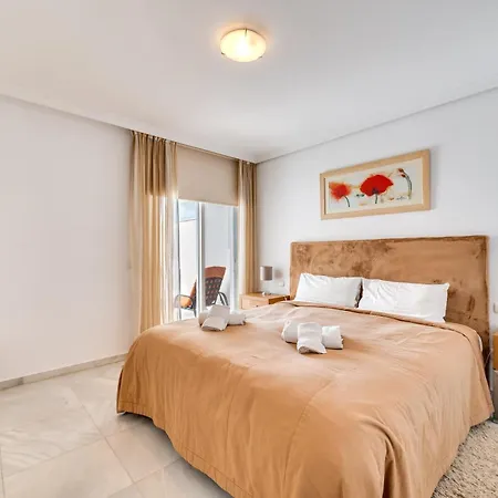 Dominion Beach Apartment Estepona